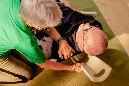 Liftstoel Liftup Raiser M, mechanisch, met neksteun en transporttas