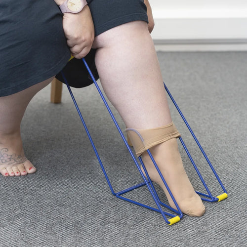 Ezy-On metalen kousenaantrekker met grote handvatten